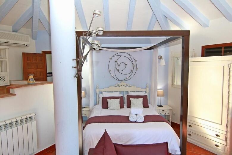 Casa Rural Los Algarrobales