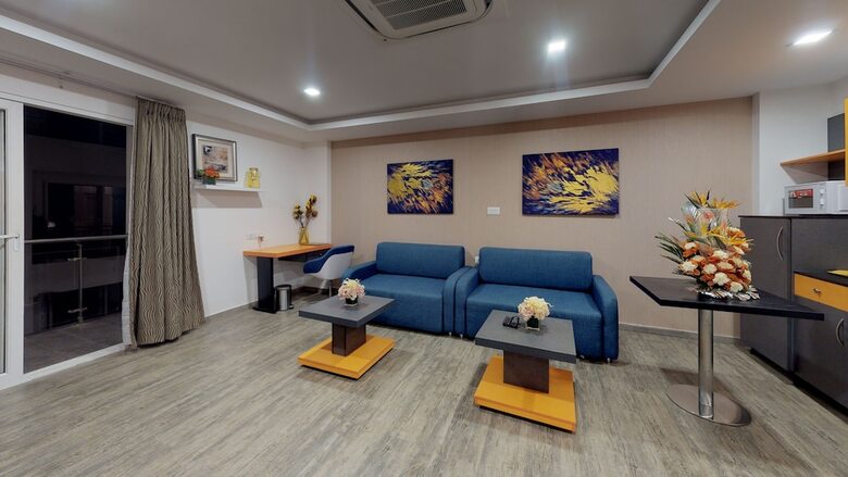 Hotel 37th Crescent Boutique Suites