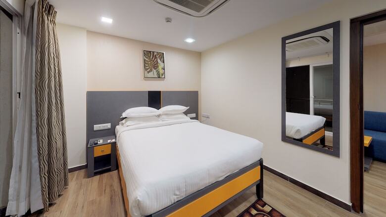 Hotel 37th Crescent Boutique Suites