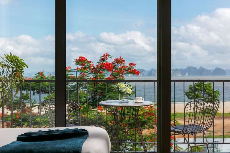 Hotel La Batisse Resort Halong