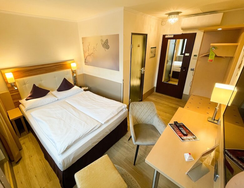 City Hotel Ost Am K�