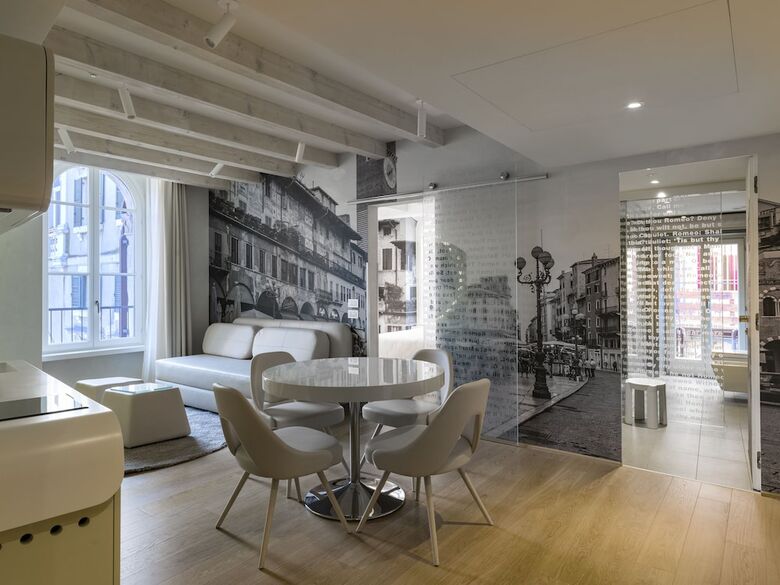 Lords Of Verona Luxury Apartments