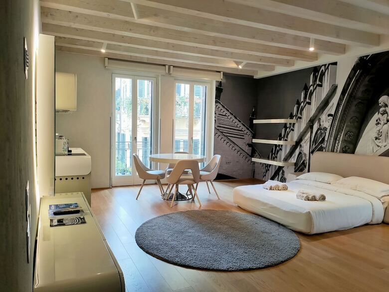 Lords Of Verona Luxury Apartments