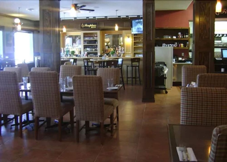Hotel Talbot Trail Inn & Suites