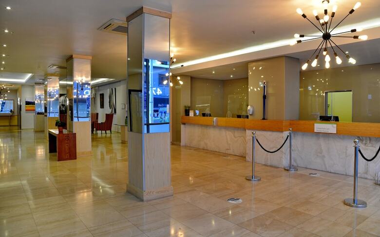 Hotel Cresta Grande Cape Town