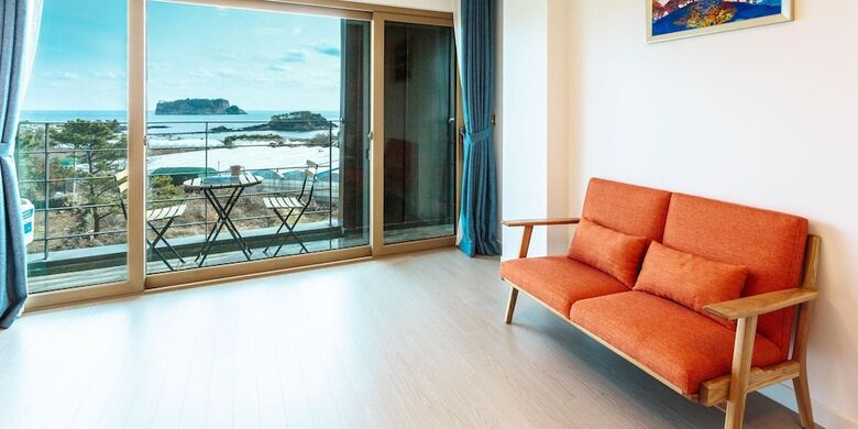 Pension Seogwipo Etier Resort