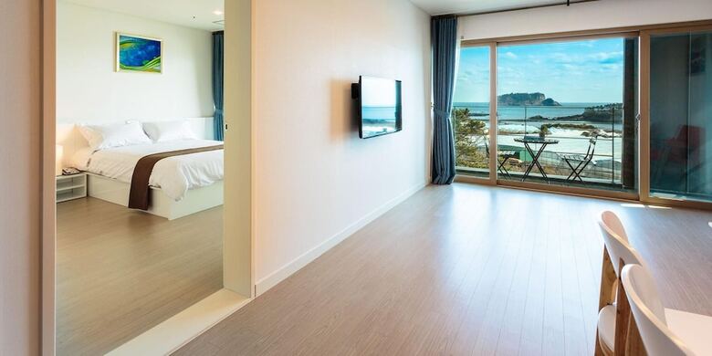 Pension Seogwipo Etier Resort