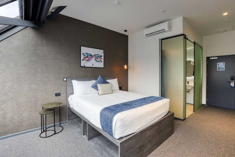 Hotel Microtel By Wyndham Wellington