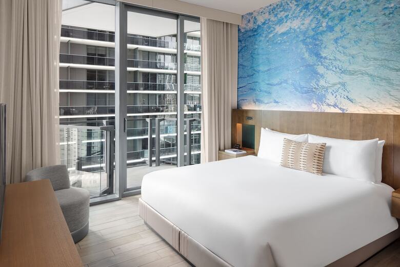 Hotel East Miami Residences
