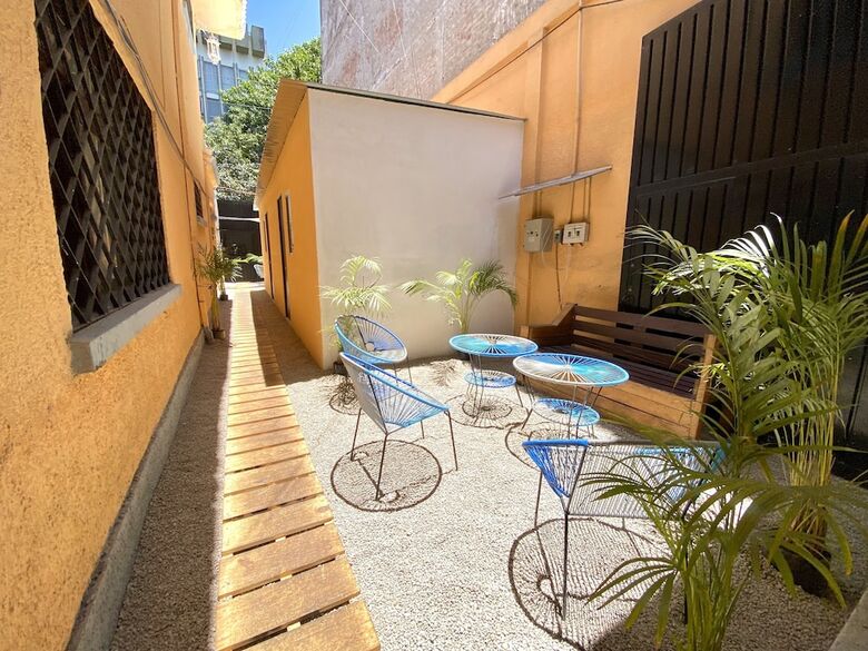 Hotel Roomies Hostel Centro Medico