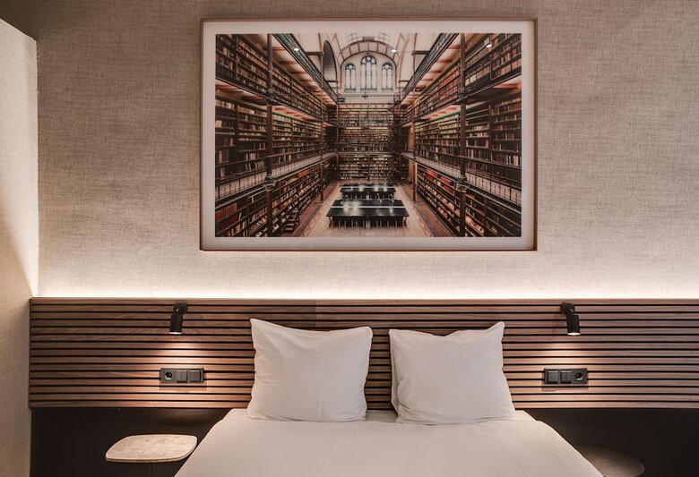 Hotel The Sixteen