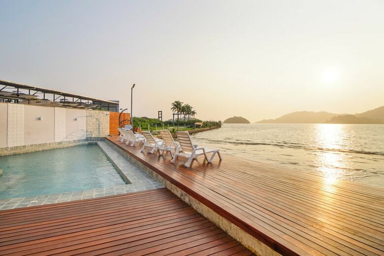 Hotel Velinn Pousada Angra Sunset