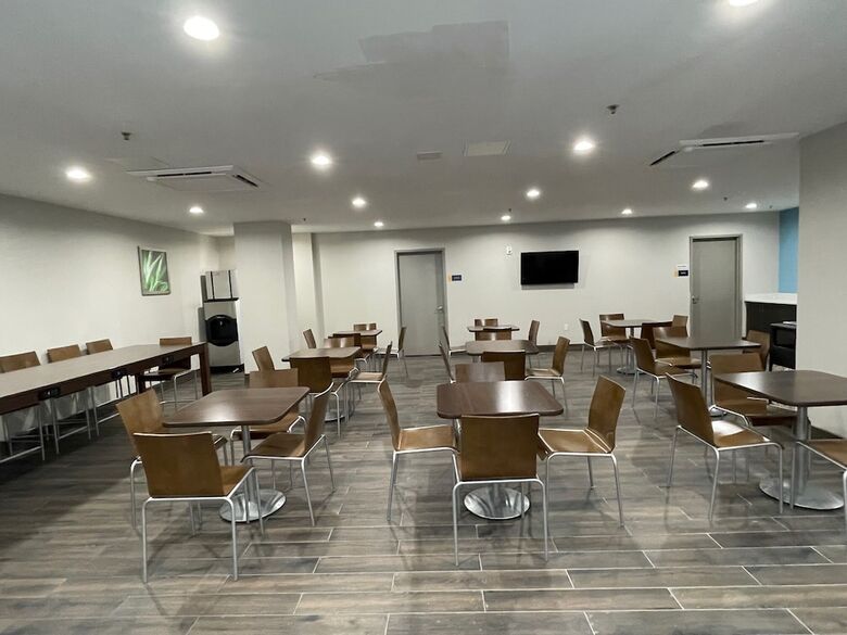 Hotel Days Inn By Wyndham Bronx Nyc