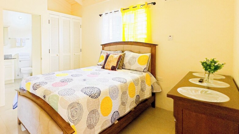 Jhadano Villa 3br Pool Shuttle 3 Mins To Beach