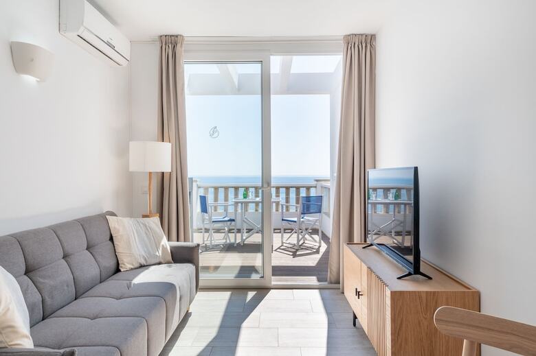 Aparthotel Orange Colom Seaside Apartments
