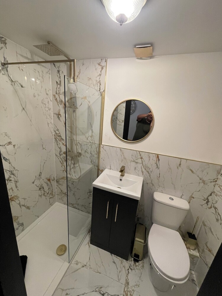 Residency Hotel And Bar
