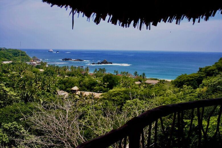 Hotel Caba�as Telay�