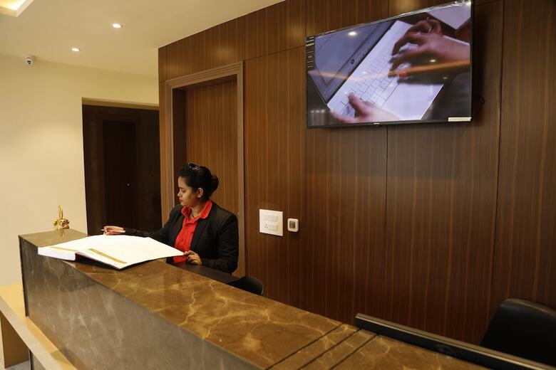 Hotel The Royal Vista