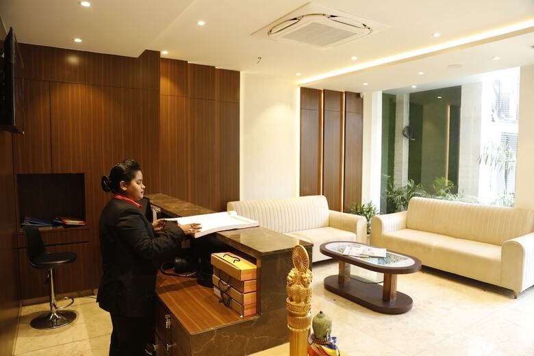 Hotel The Royal Vista