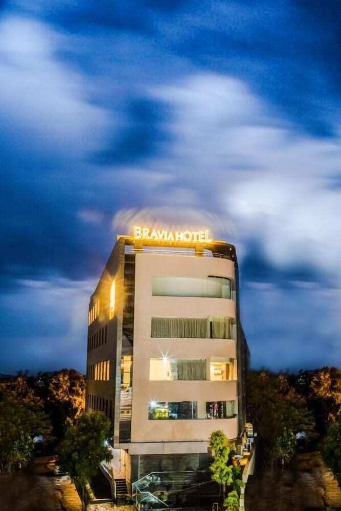 Hotel Bravia Eco - A Unit Of Satguru Group