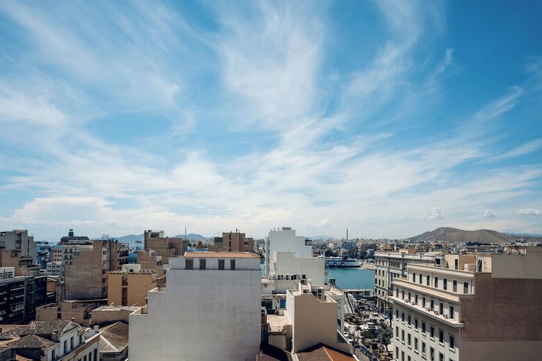 Hotel Gallery Central Piraeus Port