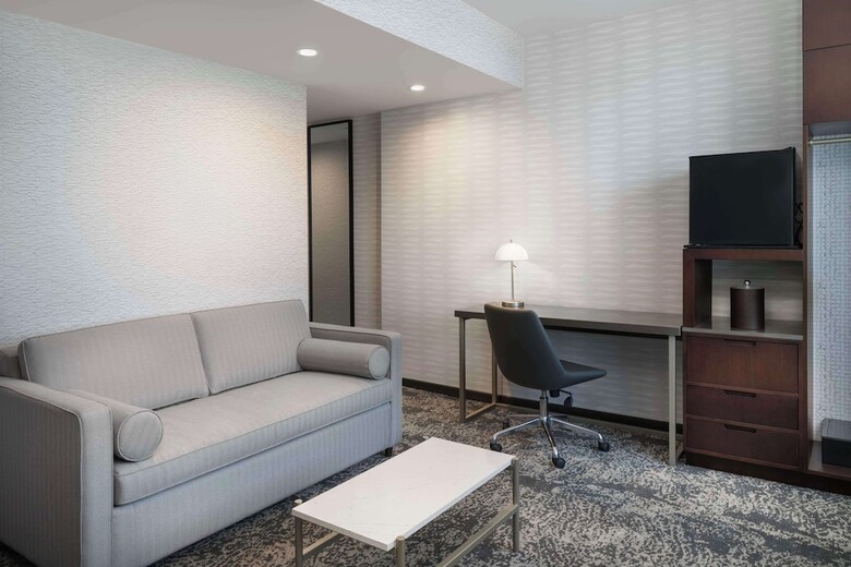 Hotel Doubletree By Hilton Long Island City, Ny