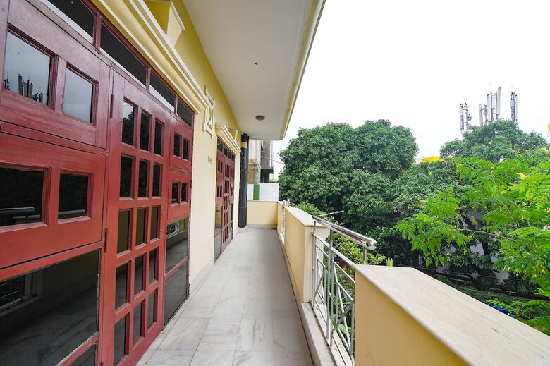 Fabhotel Sapphire Comfort