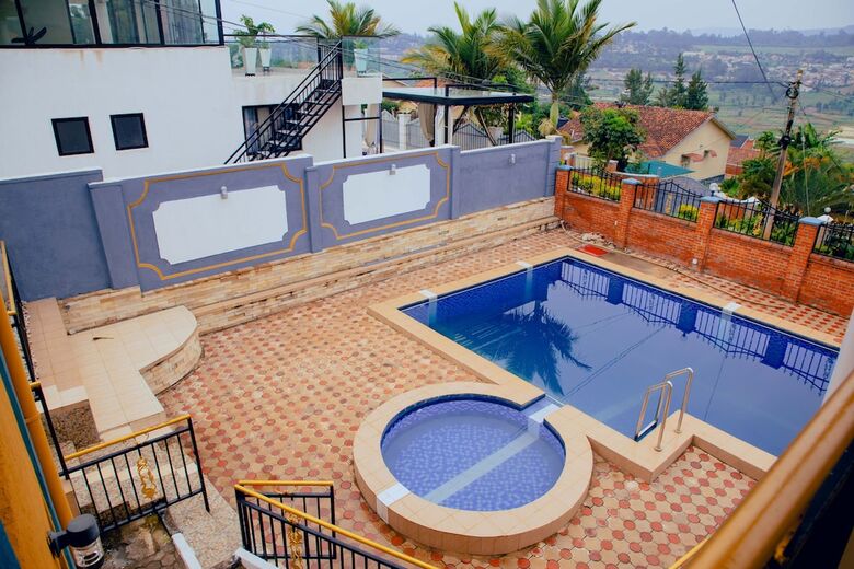 Bed & Breakfast Sunflower Homes Villa
