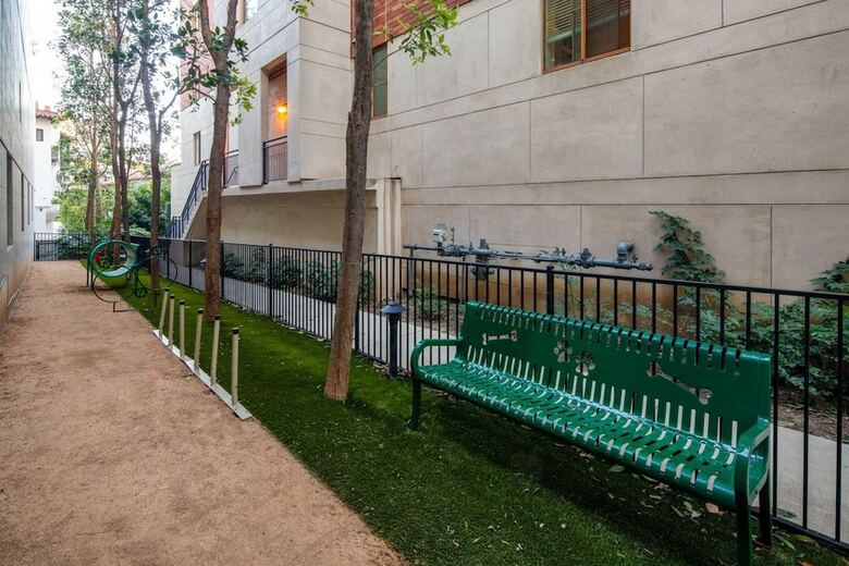 Aparthotel Stayspro - Glamorous Beverlywood Residence