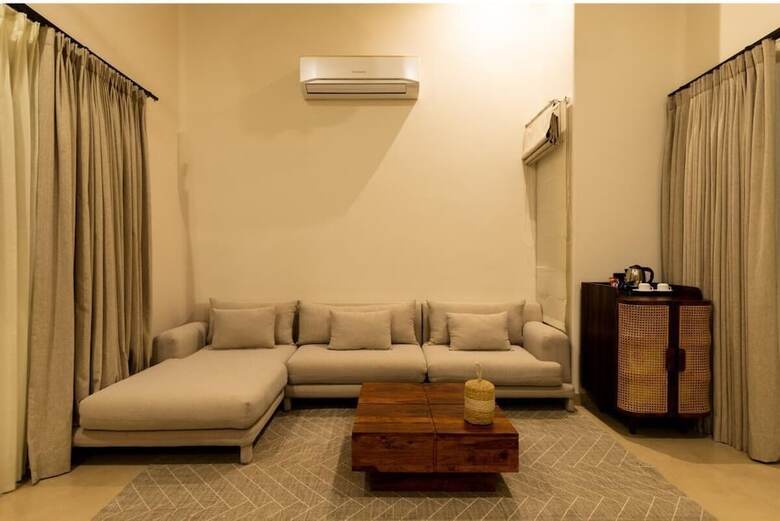 Hotel La Vida Retreat