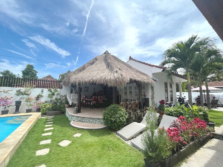 Hotel Belvilla Pleasant Seaside Lovina Beach