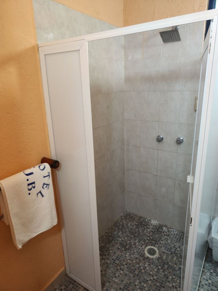 Hotel J.b.