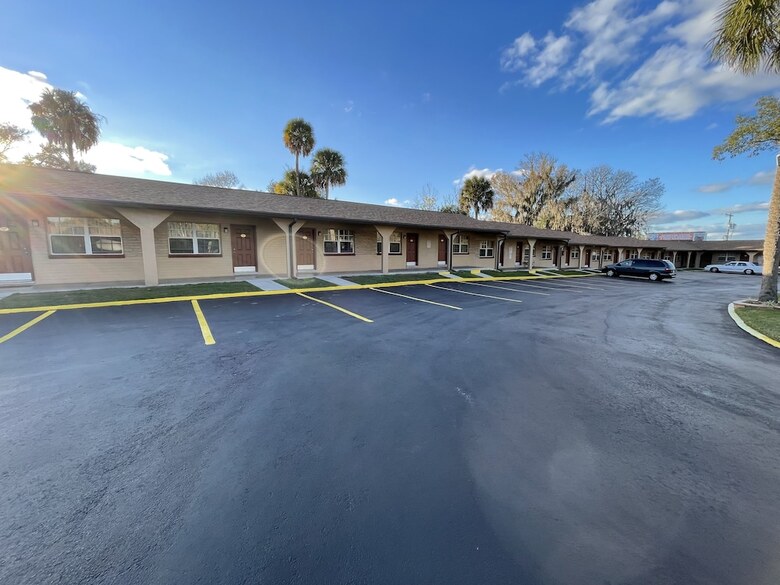 Shangri La Motel