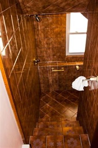 Carisbrooke Inn Bed & Breakfast