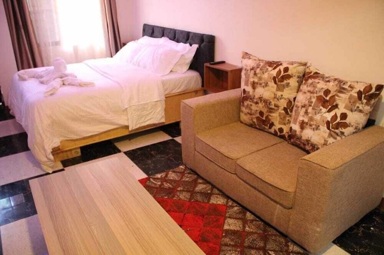 Mum's Hotel Kikuyu