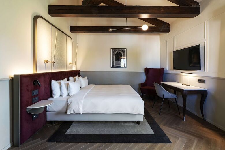 Radisson Collection Hotel, Palazzo Nani Venice