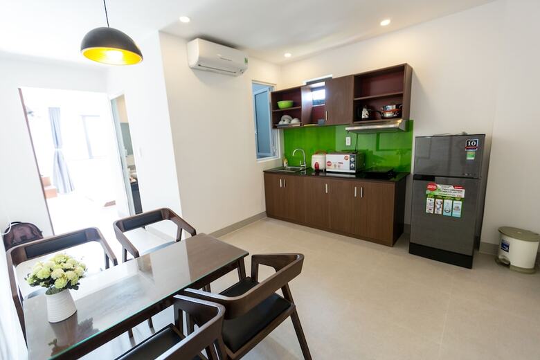 Vivian Hotel