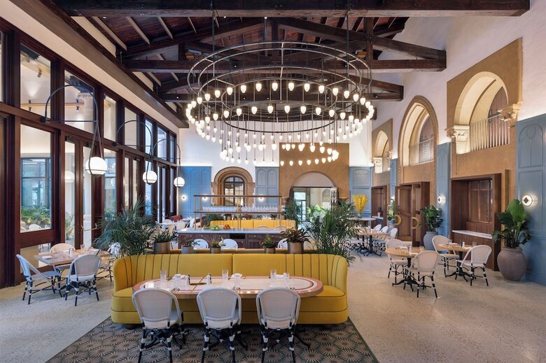 Hotel Bungalows At The Boca Raton