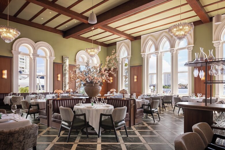 Hotel Bungalows At The Boca Raton