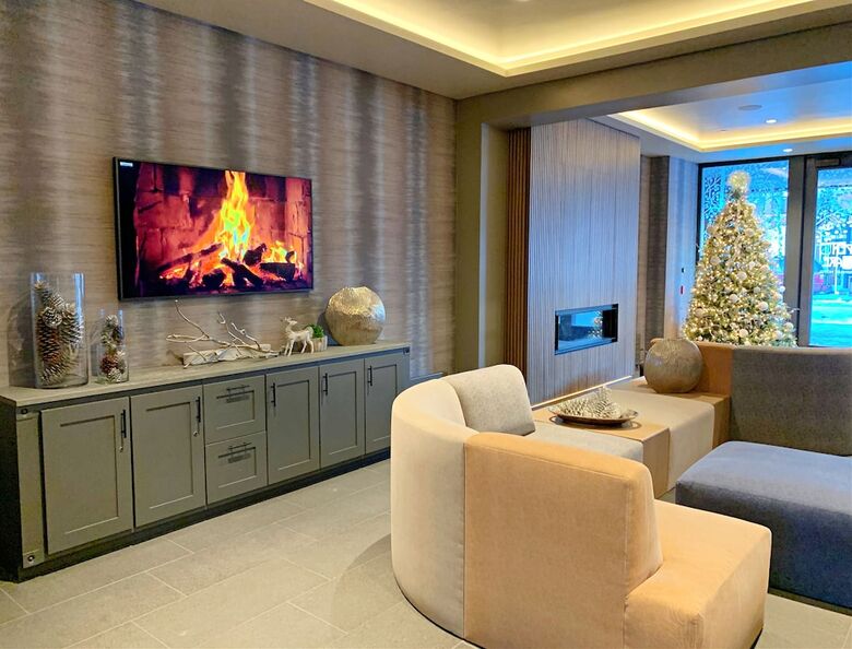 Aparthotel Aspen Square Condominium Hotel