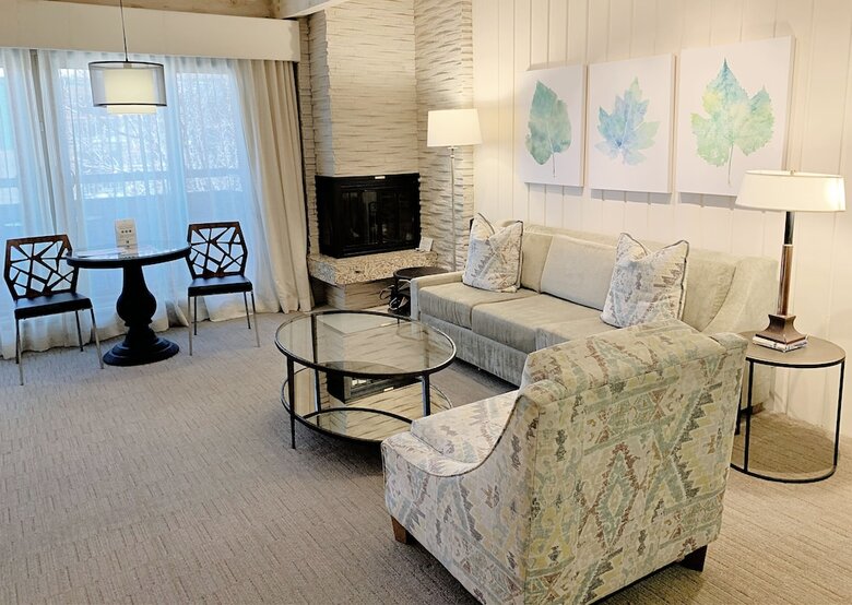 Aparthotel Aspen Square Condominium Hotel