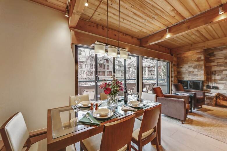 Aparthotel Aspen Square Condominium Hotel