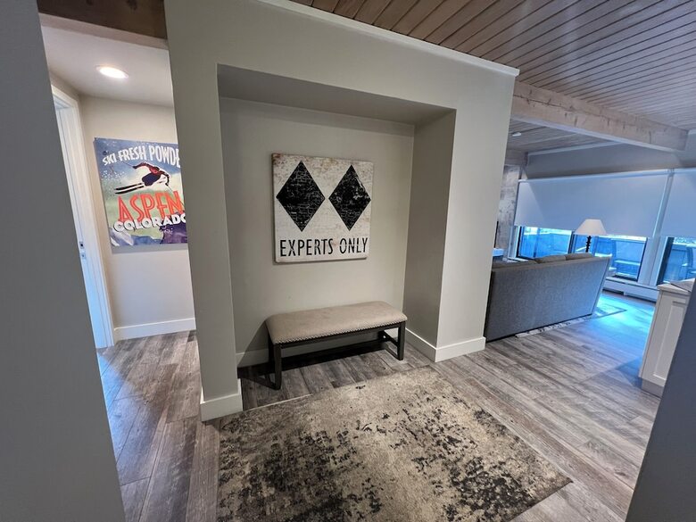 Aparthotel Aspen Square Condominium Hotel