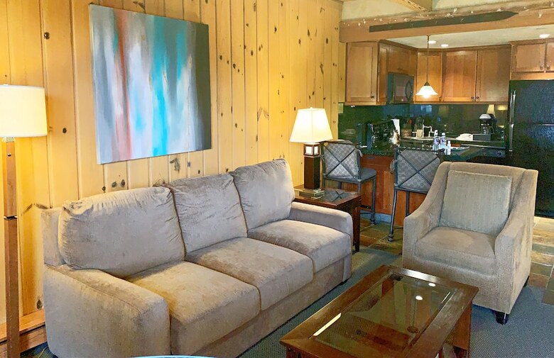 Aparthotel Aspen Square Condominium Hotel