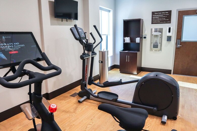 Hotel Comfort Suites Gainesville Near University