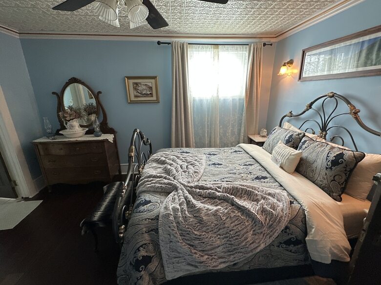 The Alma House Inn