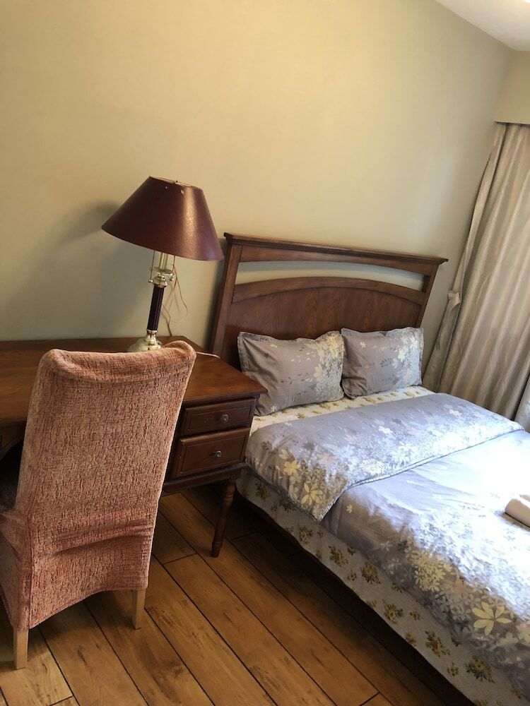 Dunbar Guest House