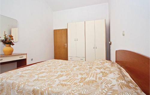 Apartment Galizana Limido Dele Roje II