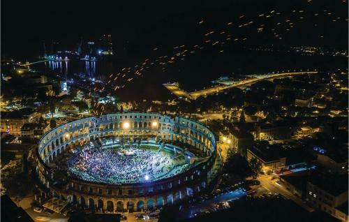 Holiday Home Galizana Fondole