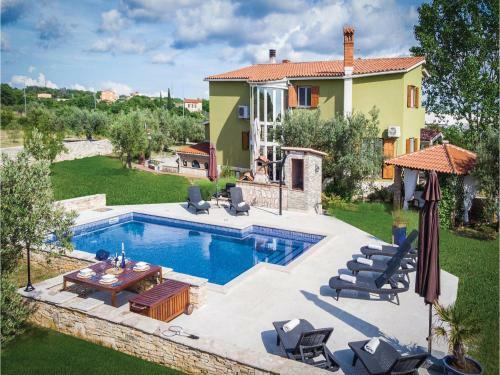 Apartment Ulica Veli Vrh Cr